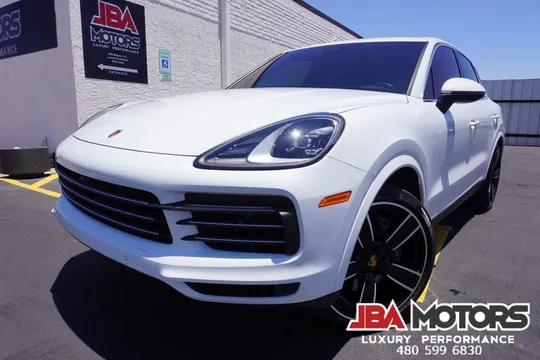 2023 Porsche Cayenne AWD SUV Premium Package