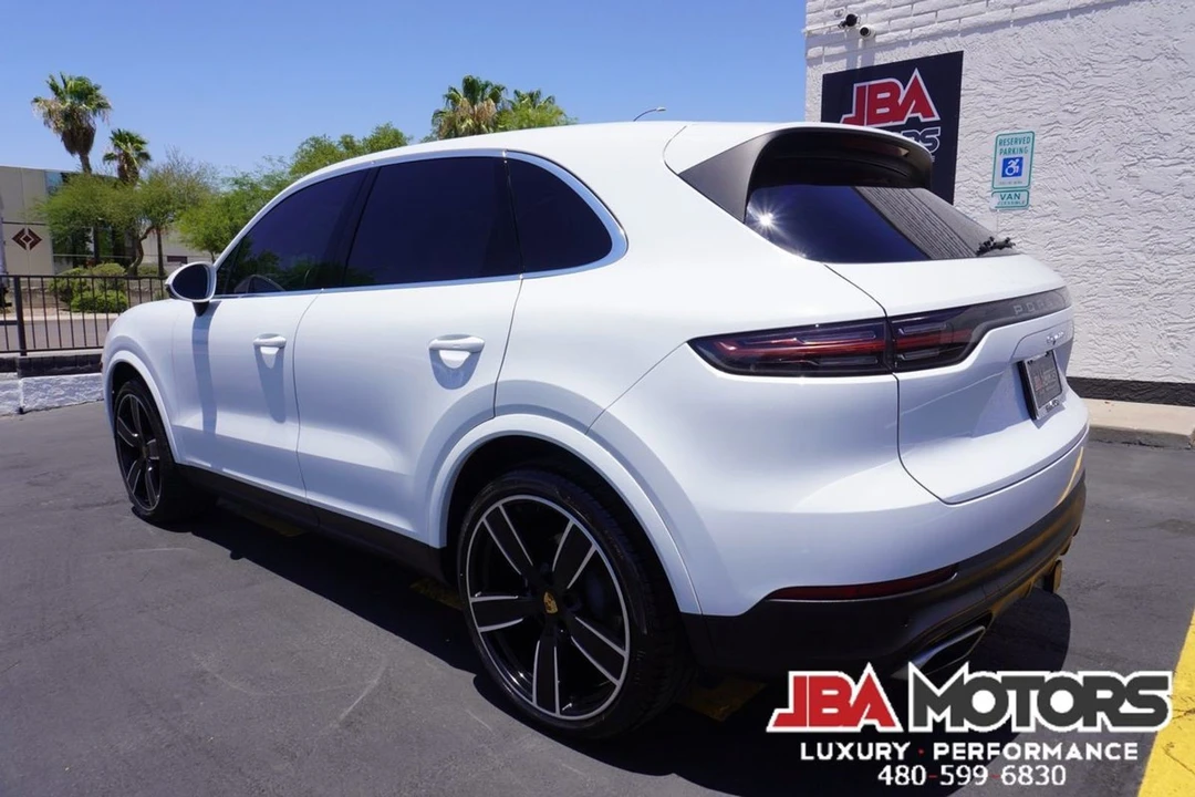 2023 Porsche 9Y0/9Y3 Cayenne - Image 4 of 12
