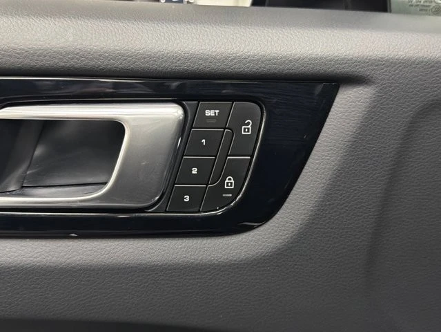 2023 Porsche 9Y0/9Y3 Cayenne - Image 20 of 31