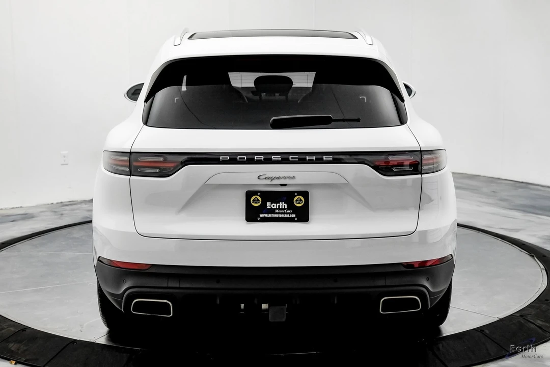 2023 Porsche 9Y0/9Y3 Cayenne - Image 11 of 12