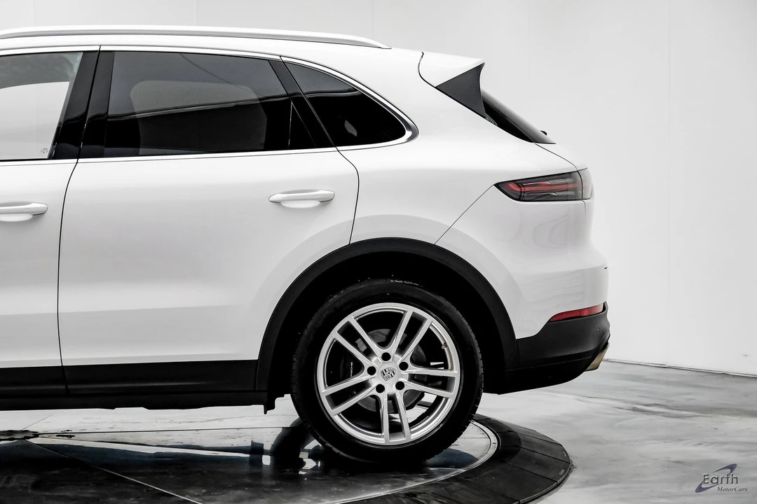 2023 Porsche 9Y0/9Y3 Cayenne - Image 7 of 12