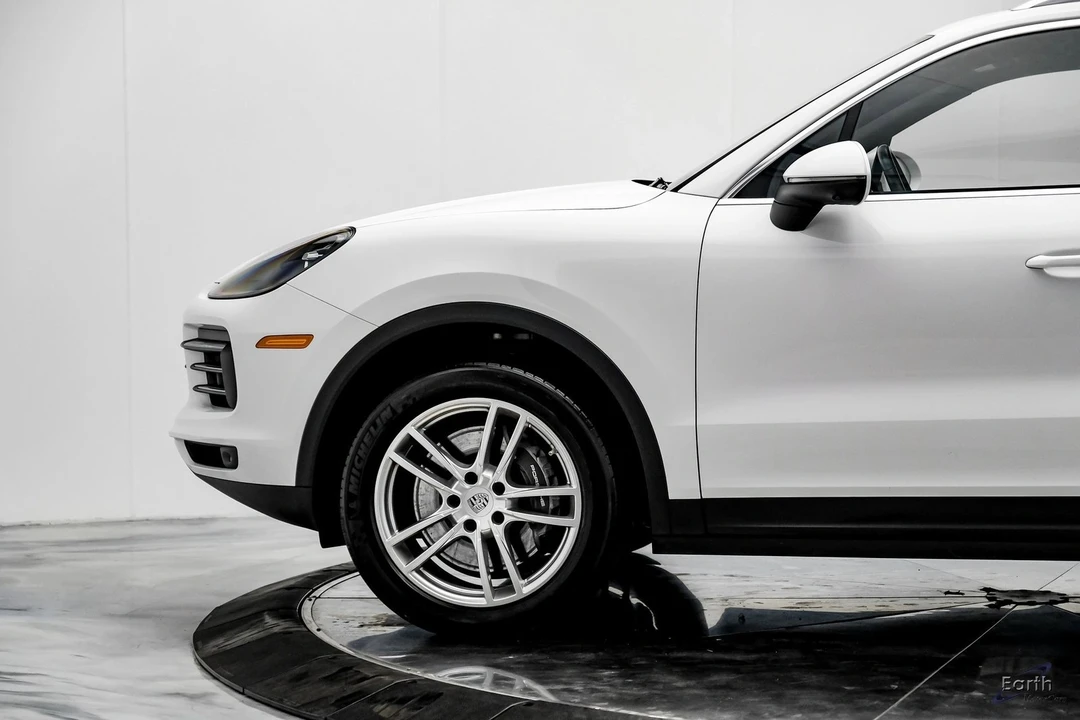 2023 Porsche 9Y0/9Y3 Cayenne - Image 6 of 21