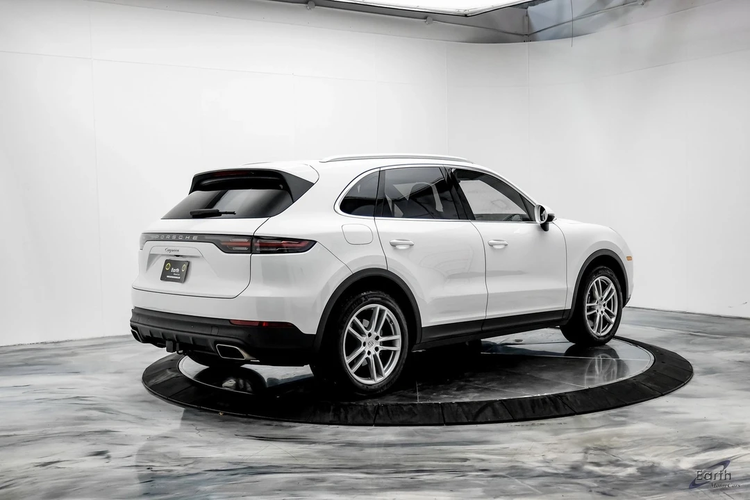 2023 Porsche 9Y0/9Y3 Cayenne - Image 13 of 21