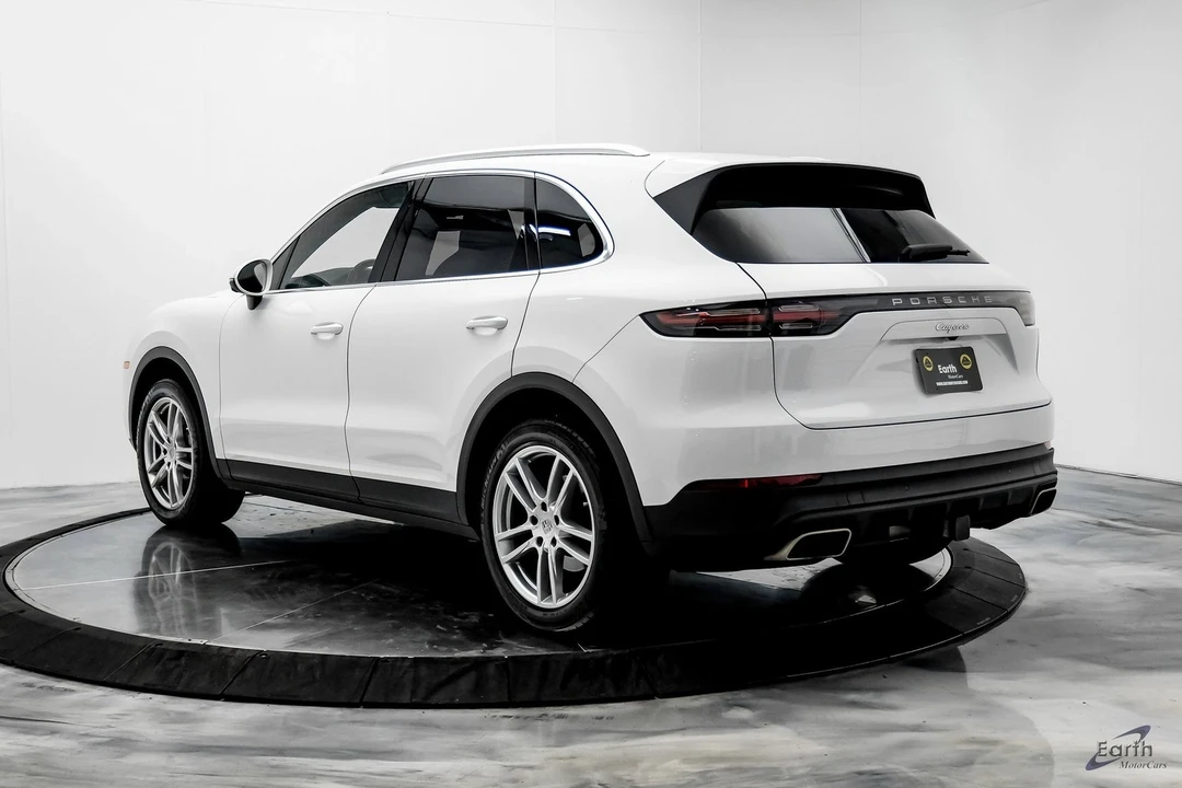 2023 Porsche 9Y0/9Y3 Cayenne - Image 8 of 21