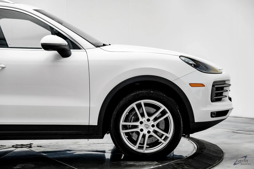 2023 Porsche 9Y0/9Y3 Cayenne - Image 18 of 21