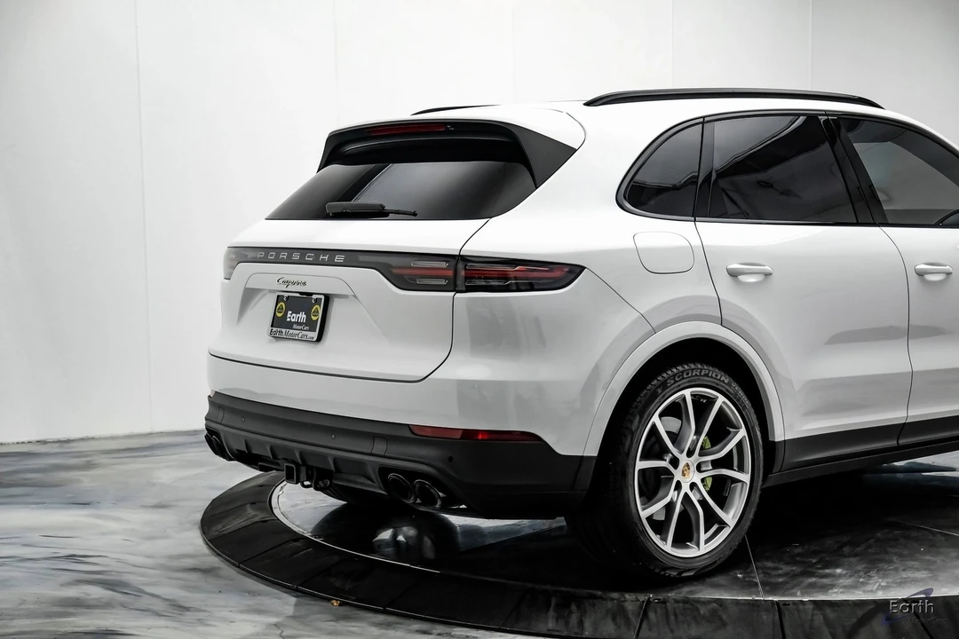 2023 Porsche 9Y0/9Y3 Cayenne - Image 14 of 21