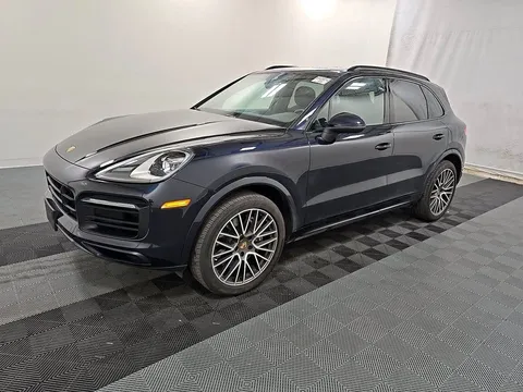 2023 Porsche Cayenne Base
