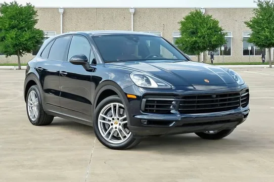 2023 Porsche Cayenne Base