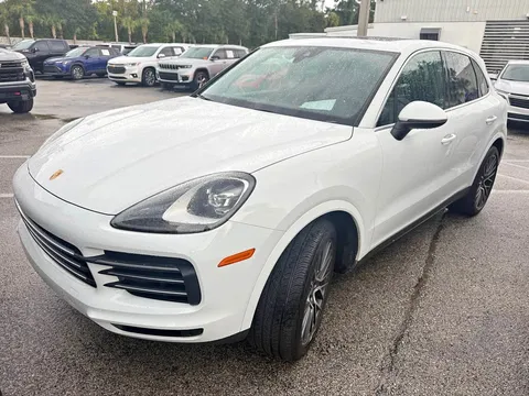 2023 Porsche Cayenne Base