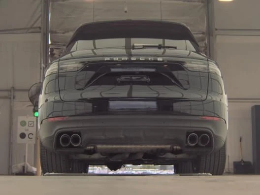 2023 Porsche 9Y0/9Y3 Cayenne - Image 7 of 14