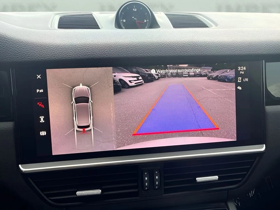 2023 Porsche 9Y0/9Y3 Cayenne - Image 14 of 26