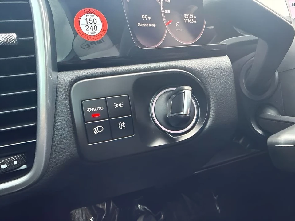 2023 Porsche 9Y0/9Y3 Cayenne - Image 16 of 26