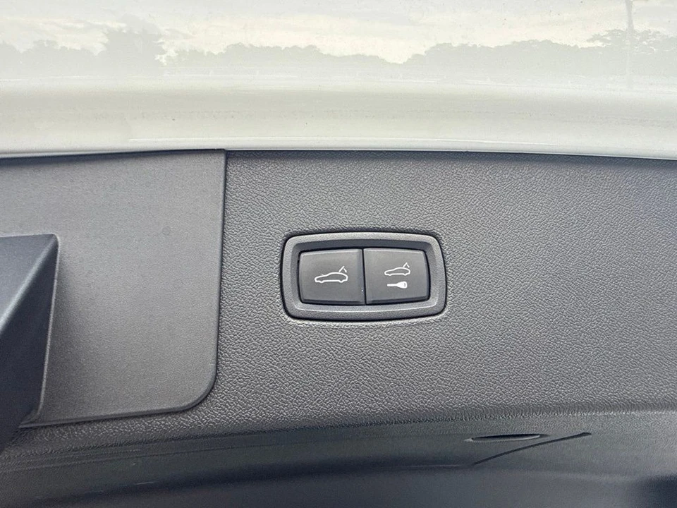 2023 Porsche 9Y0/9Y3 Cayenne - Image 22 of 26
