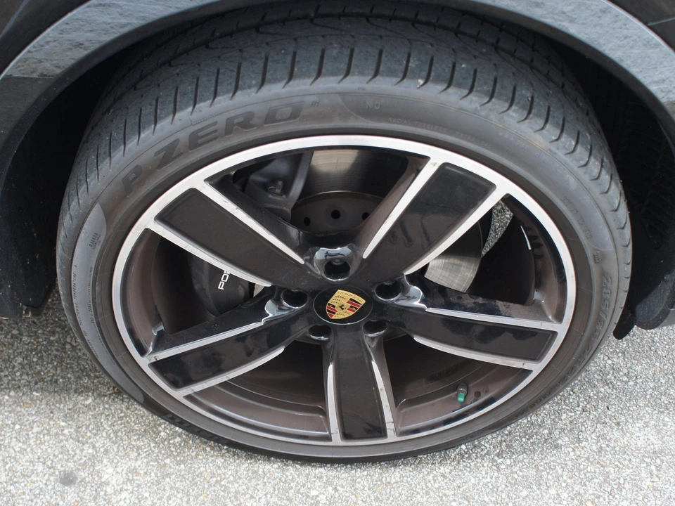 2023 Porsche 9Y0/9Y3 Cayenne - Image 3 of 6