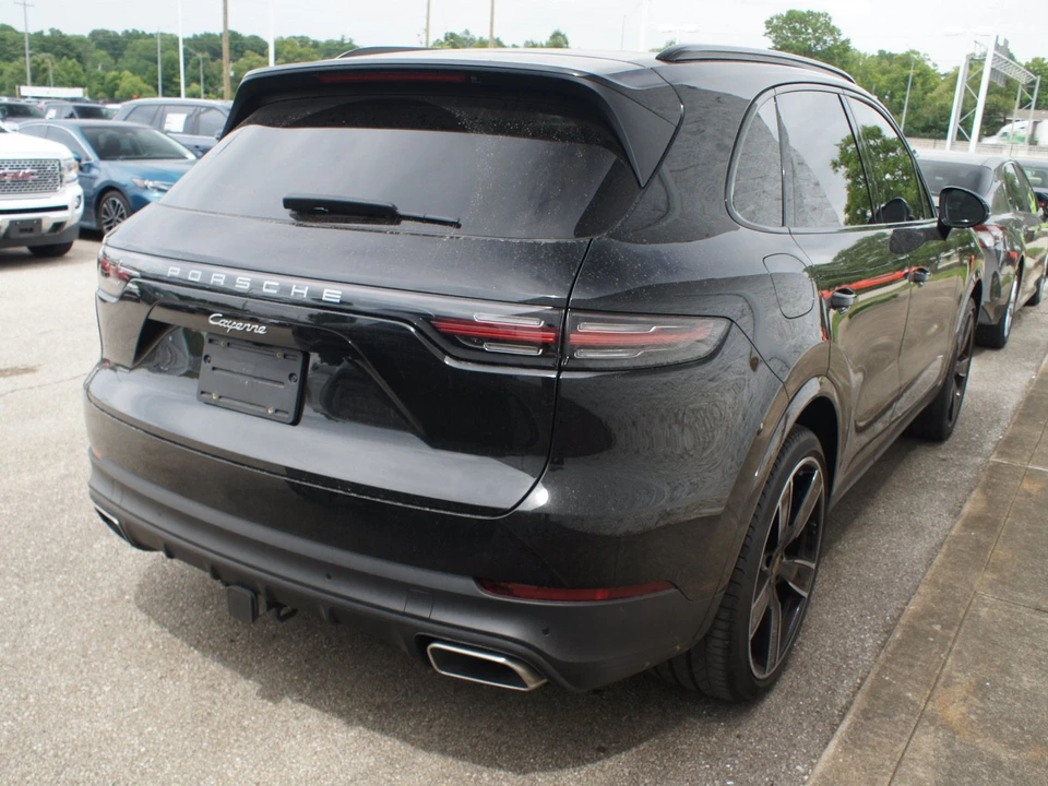2023 Porsche 9Y0/9Y3 Cayenne - Image 5 of 6