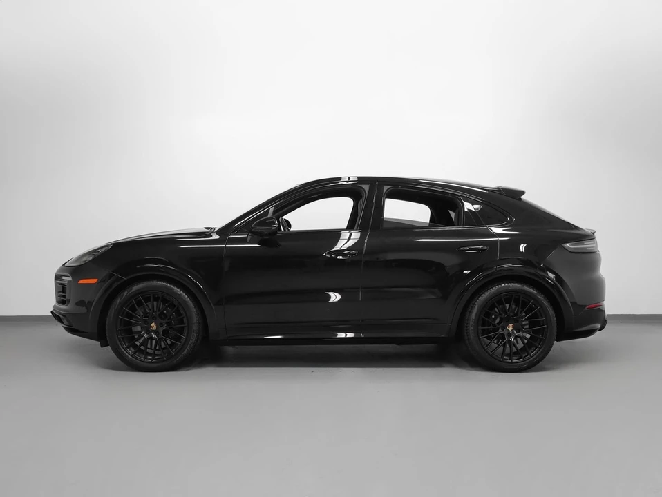 2023 Porsche 9Y0/9Y3 Cayenne GTS - Image 2 of 4