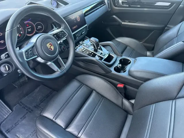 2023 Porsche 9Y0/9Y3 Cayenne - Image 4 of 9