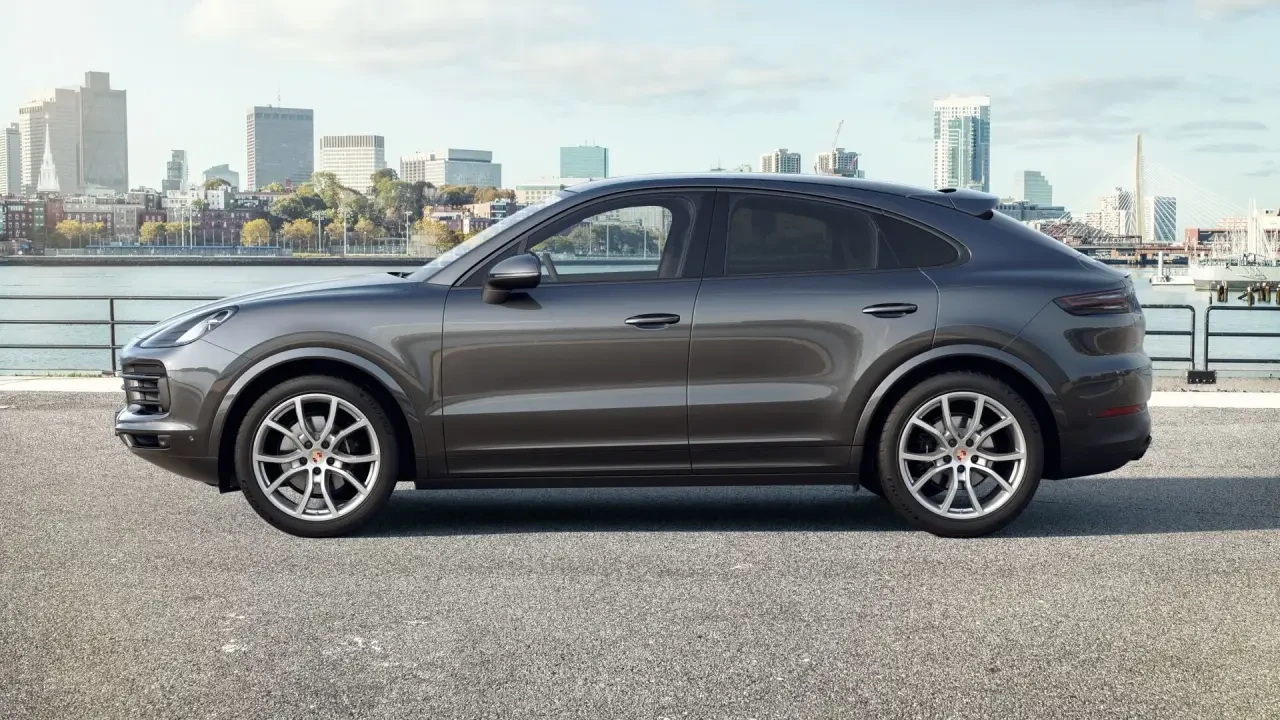 2023 Porsche 9Y0/9Y3 Cayenne - Image 3 of 7
