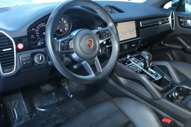 2023 Porsche 9Y0/9Y3 Cayenne - Image 4 of 6