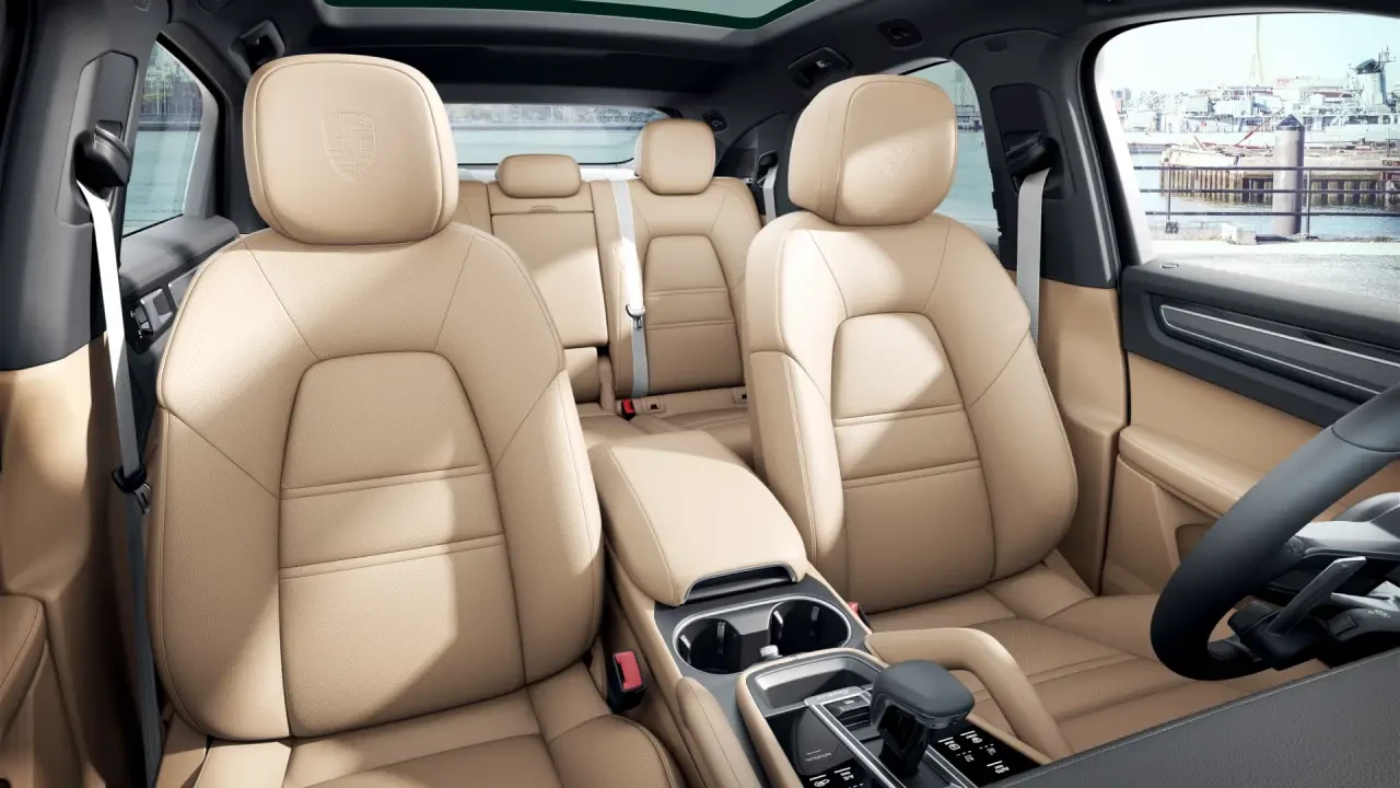 2023 Porsche 9Y0/9Y3 Cayenne - Image 5 of 7