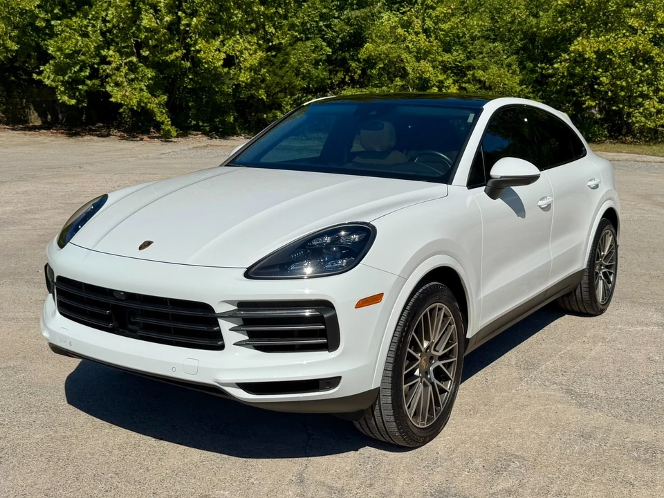 2023 Porsche 9Y0/9Y3 Cayenne - Image 2 of 12