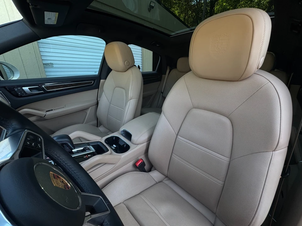 2023 Porsche 9Y0/9Y3 Cayenne - Image 11 of 12