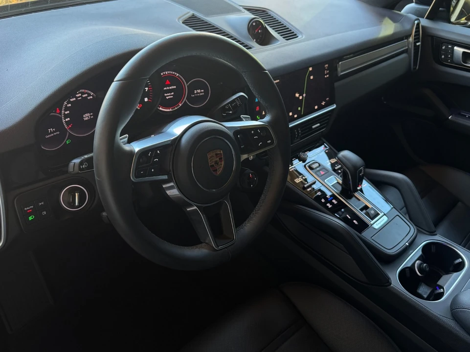 2023 Porsche 9Y0/9Y3 Cayenne - Image 17 of 21