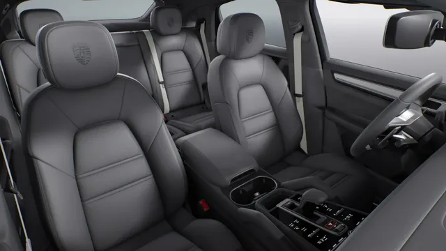 2023 Porsche Cayenne Coupe Platinum Edition