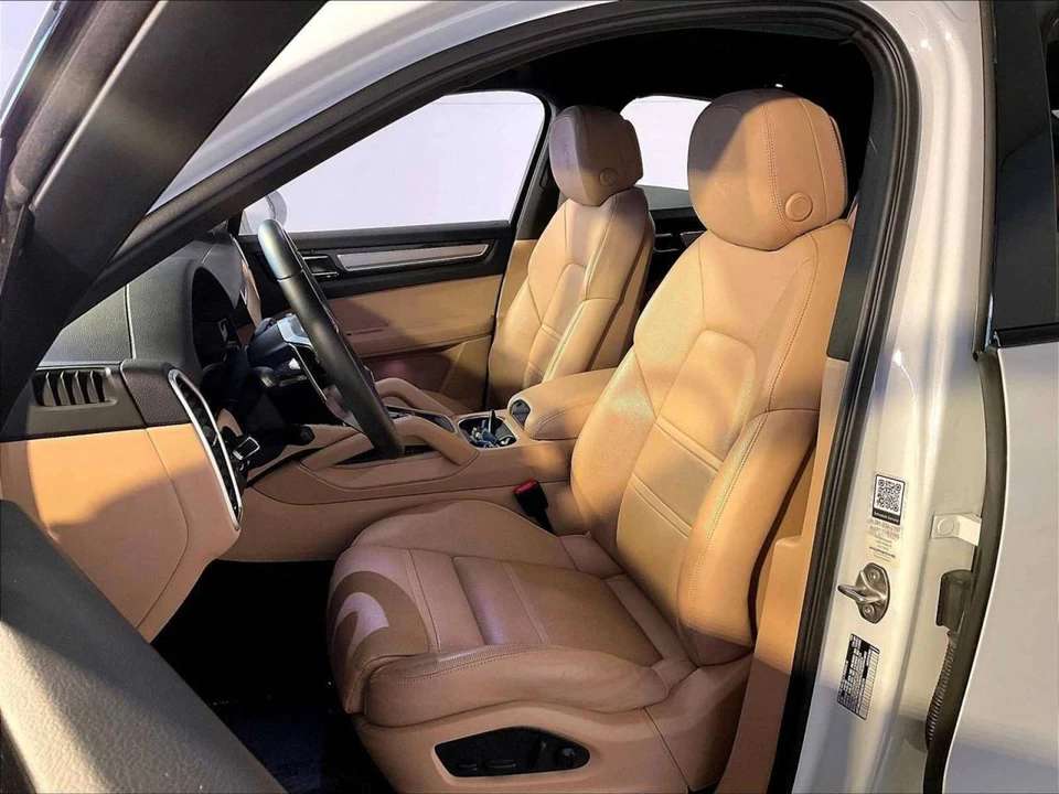2023 Porsche 9Y0/9Y3 Cayenne Coupe - Image 5 of 5