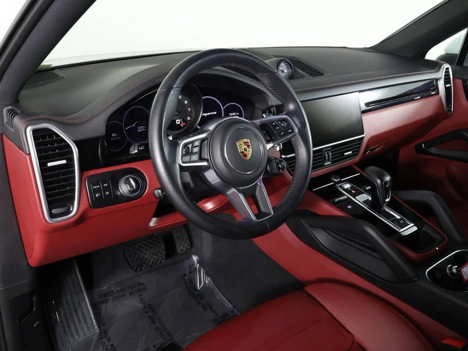 2023 Porsche 9Y0/9Y3 Cayenne Coupe - Image 4 of 5