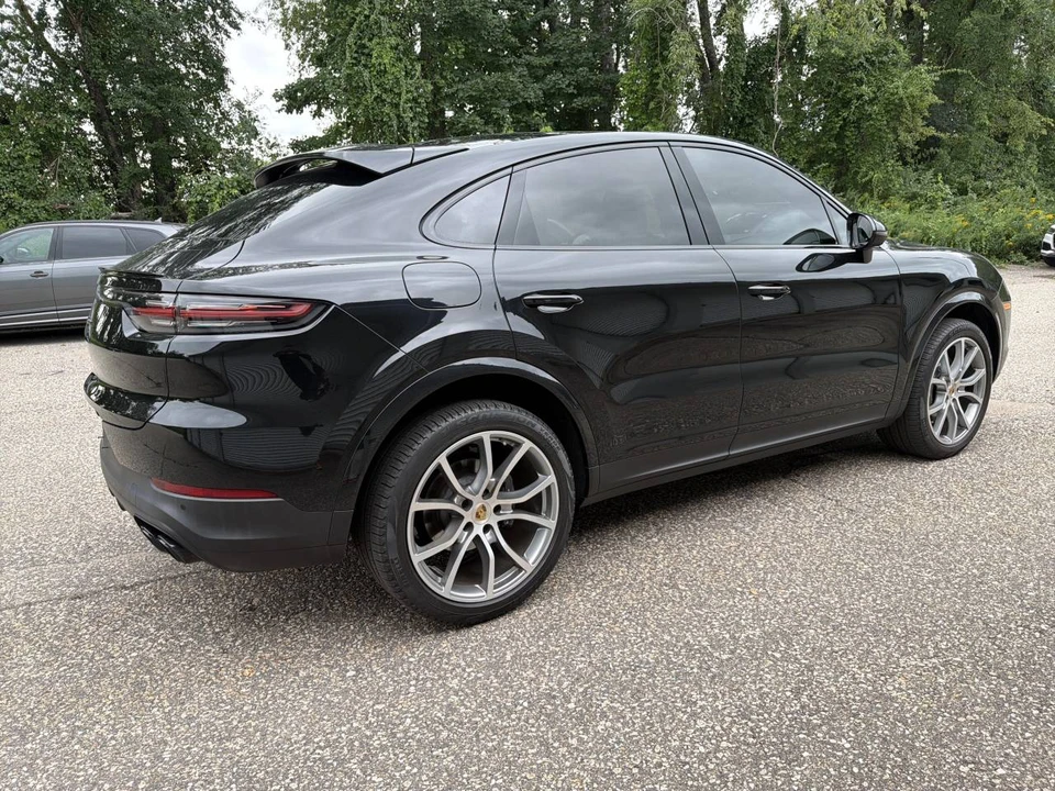 2023 Porsche 9Y0/9Y3 Cayenne Coupe - Image 5 of 5