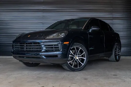 2023 Porsche Cayenne Coupe Platinum Edition