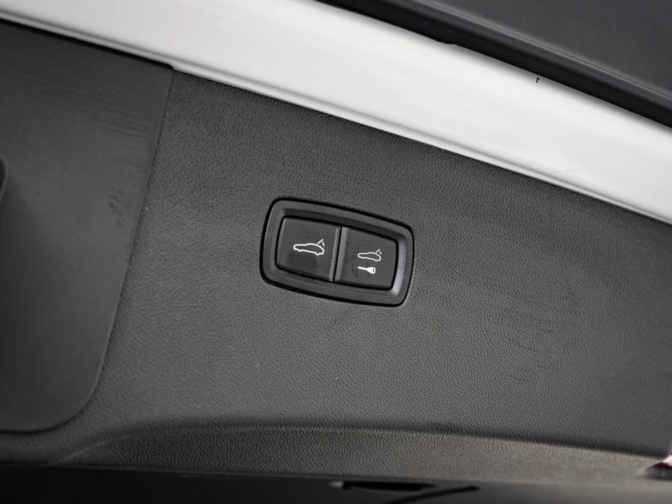 2023 Porsche 9Y0/9Y3 Cayenne - Image 19 of 21
