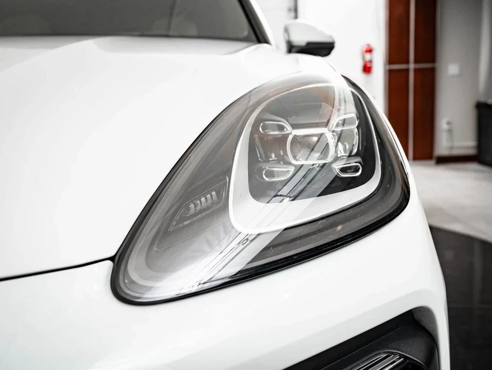2023 Porsche 9Y0/9Y3 Cayenne - Image 15 of 21