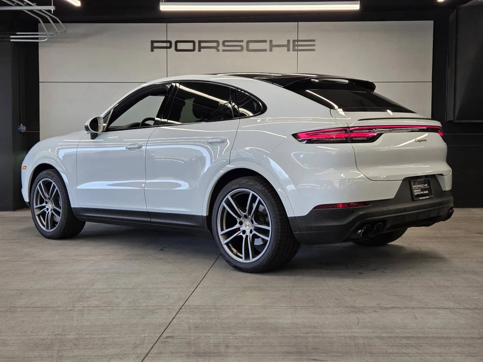 2023 Porsche 9Y0/9Y3 Cayenne Coupe - Image 3 of 5