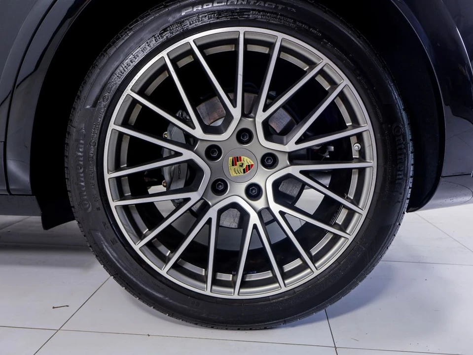 2023 Porsche 9Y0/9Y3 Cayenne Coupe - Image 31 of 31