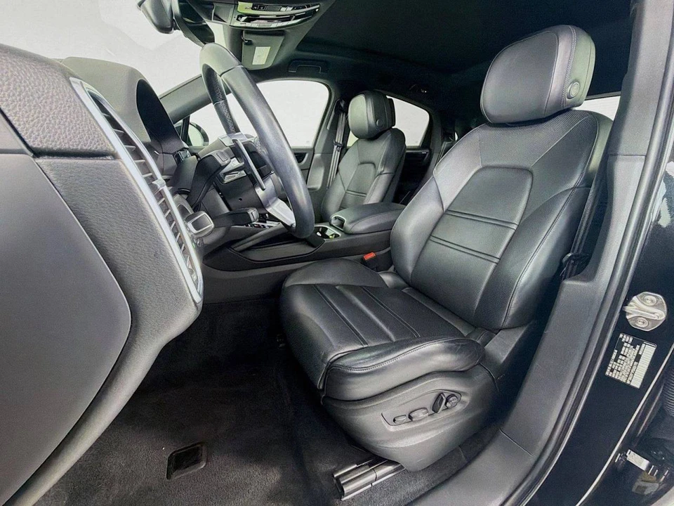 2023 Porsche 9Y0/9Y3 Cayenne Coupe - Image 5 of 5