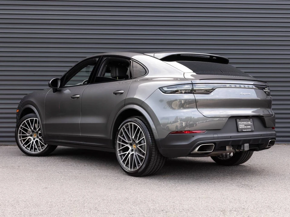 2023 Porsche 9Y0/9Y3 Cayenne Coupe - Image 3 of 5
