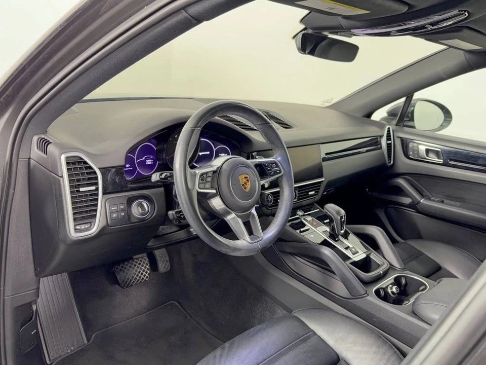 2023 Porsche 9Y0/9Y3 Cayenne Coupe - Image 4 of 5