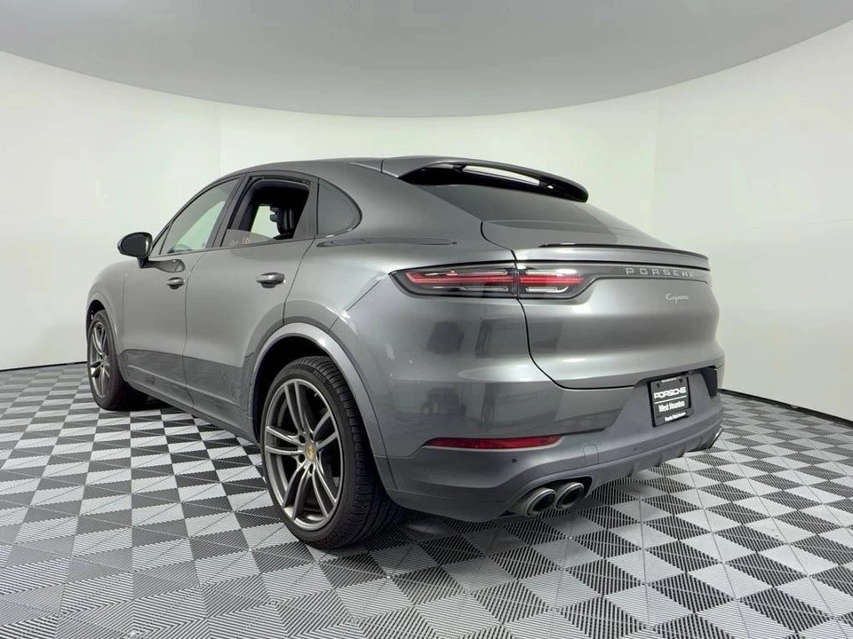 2023 Porsche 9Y0/9Y3 Cayenne Coupe - Image 3 of 5