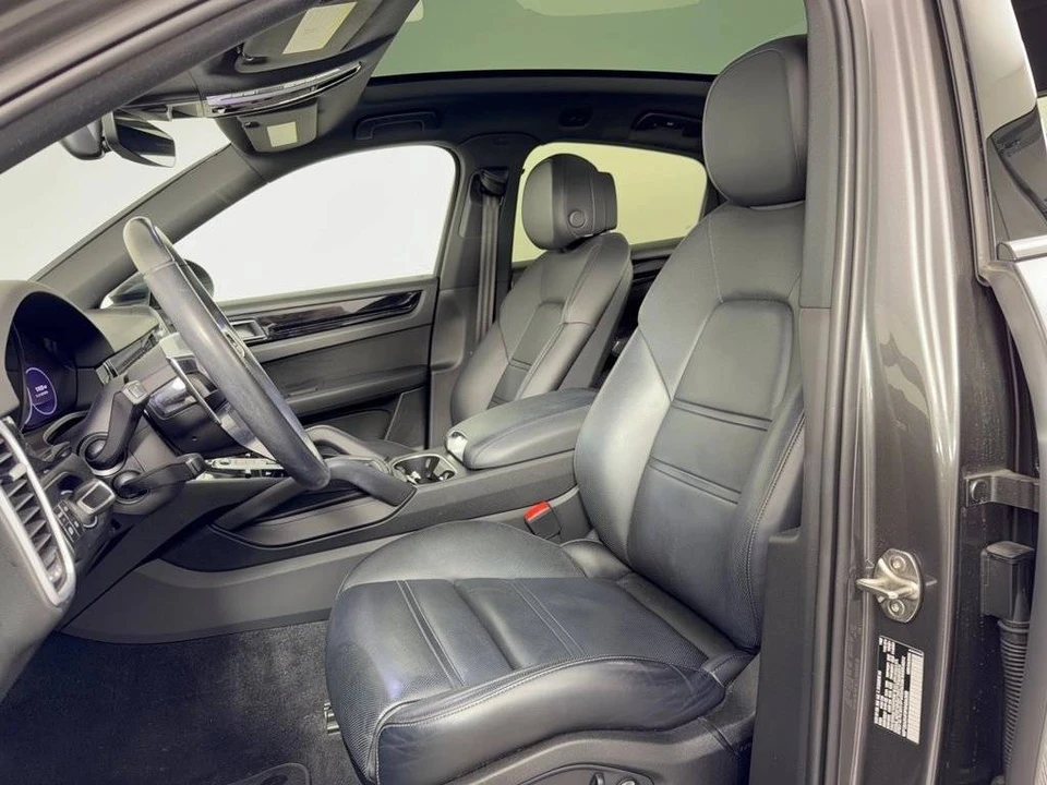 2023 Porsche 9Y0/9Y3 Cayenne Coupe - Image 5 of 5