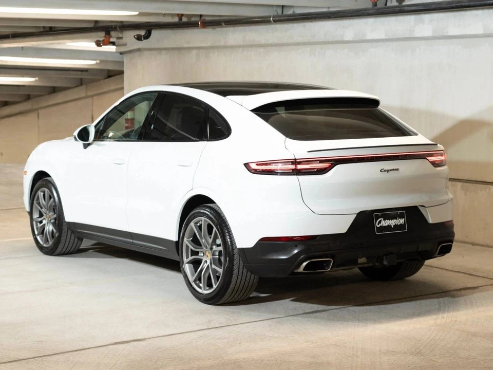 2023 Porsche 9Y0/9Y3 Cayenne Coupe - Image 3 of 5