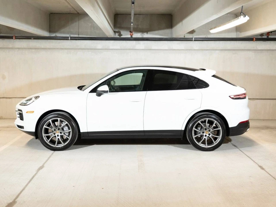 2023 Porsche 9Y0/9Y3 Cayenne Coupe - Image 2 of 5