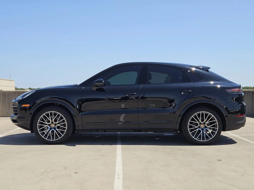 2023 Porsche 9Y0/9Y3 Cayenne Coupe - Image 2 of 5