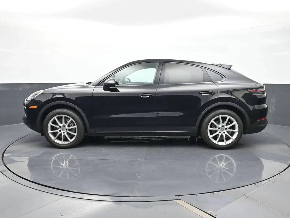 2023 Porsche 9Y0/9Y3 Cayenne Coupe - Image 2 of 5