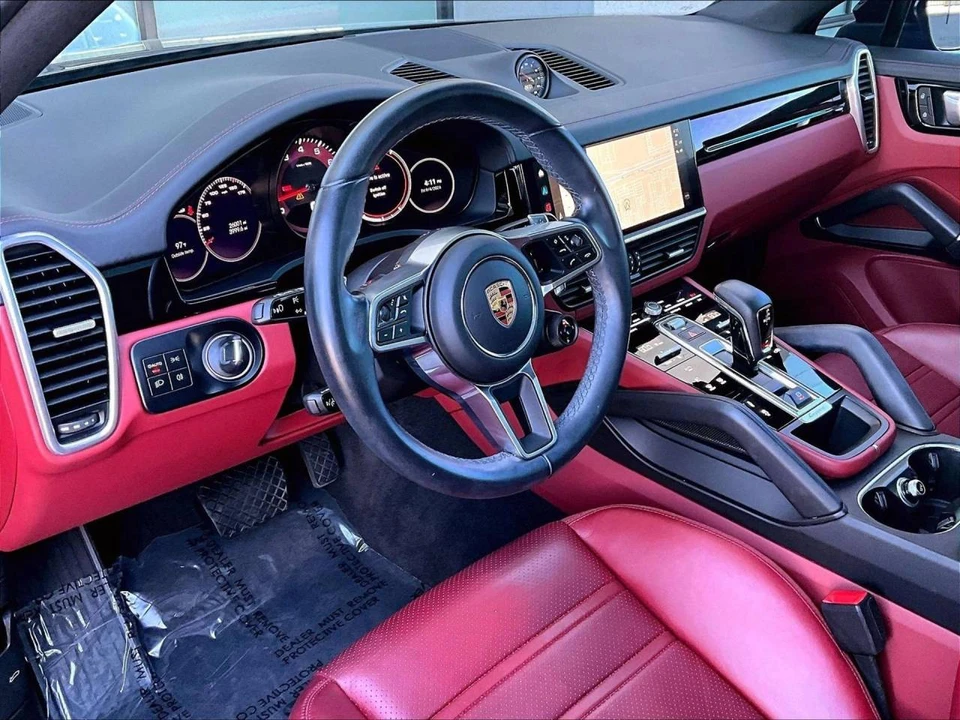 2023 Porsche 9Y0/9Y3 Cayenne Coupe - Image 4 of 5