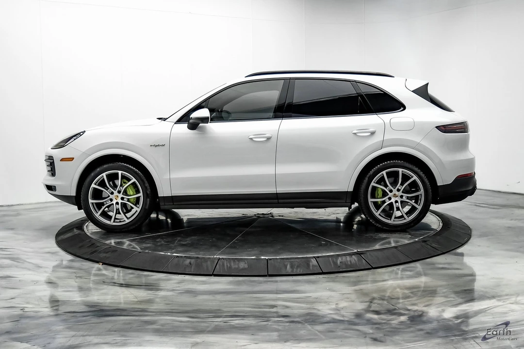 2023 Porsche 9Y0/9Y3 Cayenne - Image 5 of 12