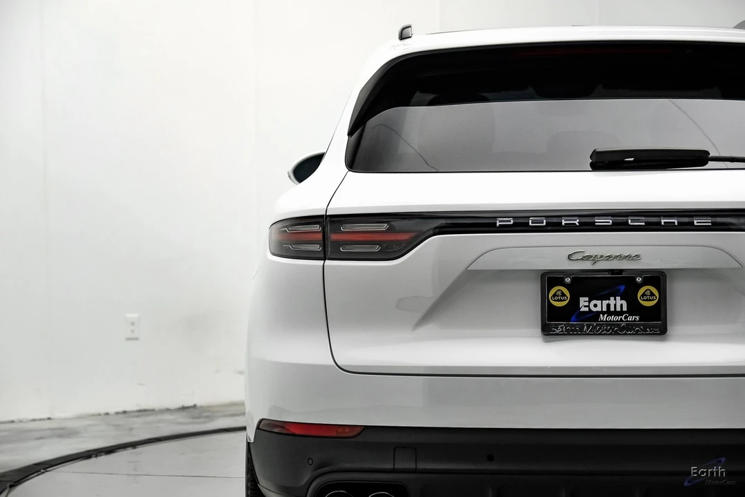 2023 Porsche 9Y0/9Y3 Cayenne - Image 12 of 12