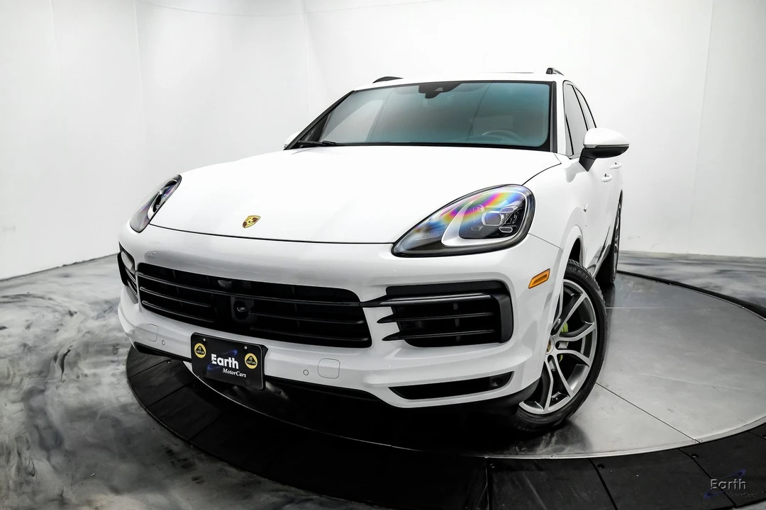 2023 Porsche 9Y0/9Y3 Cayenne - Image 3 of 12