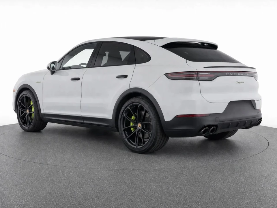 2023 Porsche 9Y0/9Y3 Cayenne Coupe - Image 20 of 31